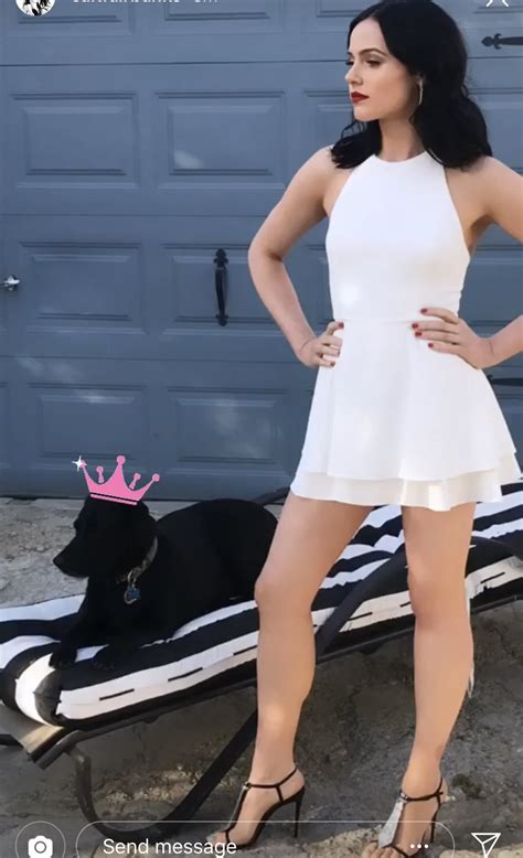 Cait Fairbanks's feet