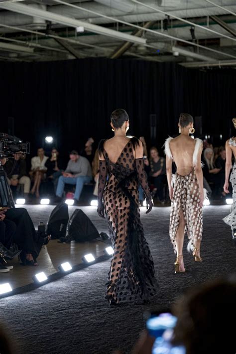 Kendall Jenner Naked Schiaparelli Sheer Runway - Hot Celebs Home