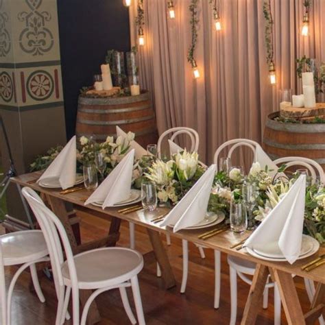 Bentwood Chairs Hire Melbourne | Feel Good Events