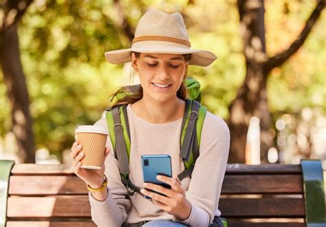 Tourist Phone Images - Free Download on Freepik