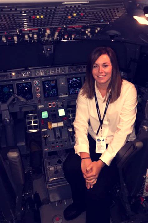 Women With Wings: First Officer Sara St. Clair – Envoy Air