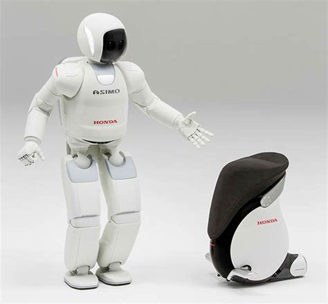 hondas asimo  greet foreign travelers entering japan carguideph