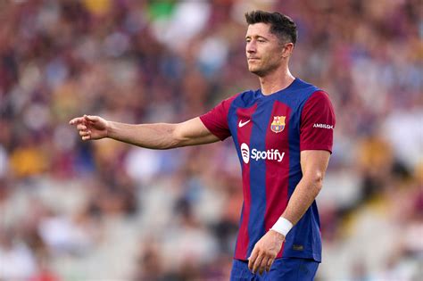 Should Barcelona be worried about Robert Lewandowski? - Barca Blaugranes