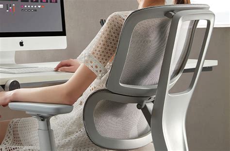 H2 BIFMA Certified Ergonomic Desk Chair with Wheels | Sunon