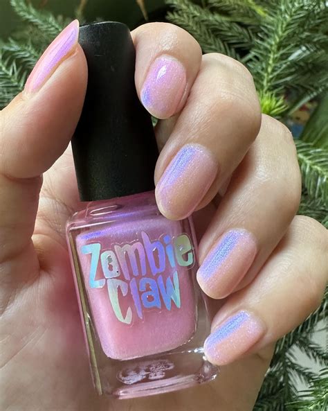 Sommeliers explain why pelligrino is the perfect palate cleanser 7