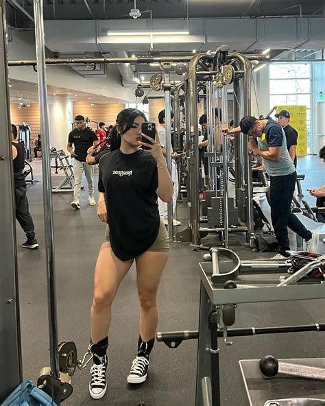 Annette Vasquez | back with the pump pics + bulk update around 5 months