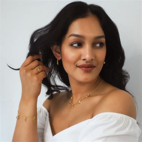 Isla Rose Quartz Moon & Star Ring | 18k Gold Plated – The Oxygen Lifestyle