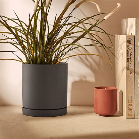 ferm LIVING Sekki Plant Pot - Large Charcoal | END. (US)