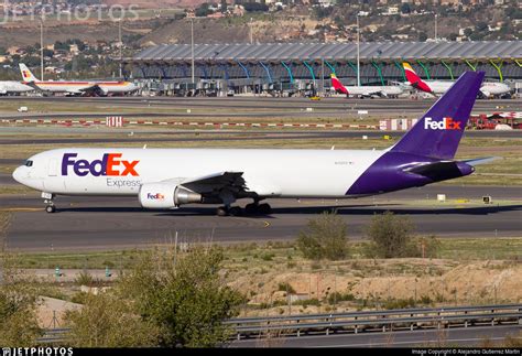 N112FE | Boeing 767-3S2F(ER) | FedEx | Alejandro Gutierrez Martin ...