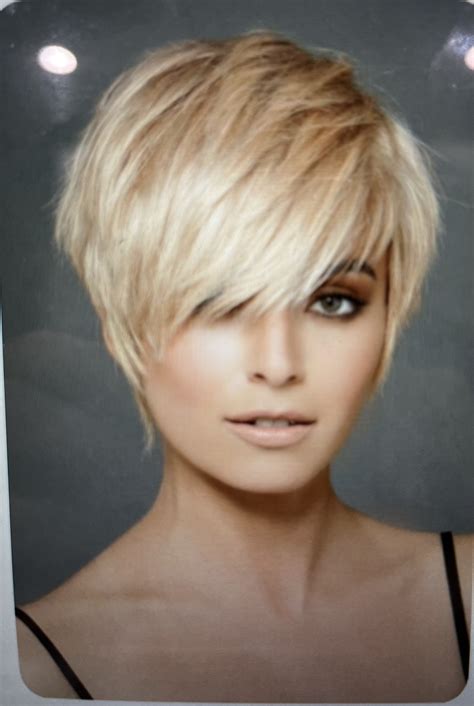 Pin by Barbara Fornias on Modern short hairstyles | Short hair haircuts