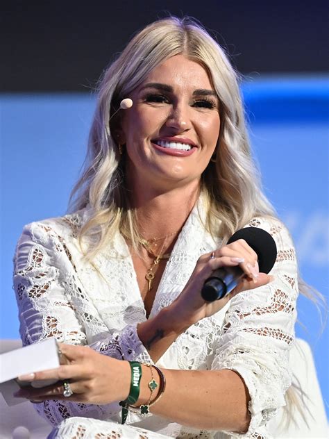 hottest women football players 2