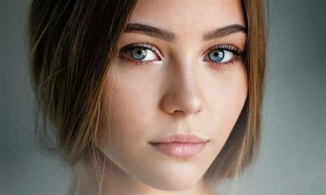 “How to Use Essential Oils for Eye Care” | FRESH LIFE