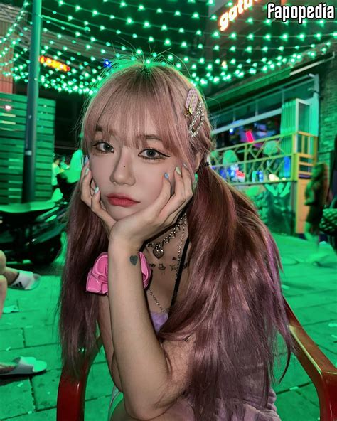 Berry Nude Leaks - Photo #4372845 - Fapopedia