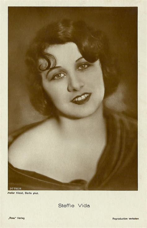 Štefica Vidačić/Steffie Vida | German postcard by Ross Verla… | Flickr