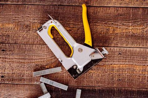 staple size    insulation builder create