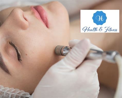Natural & Cosmetic The Best Acne Scar Treatments