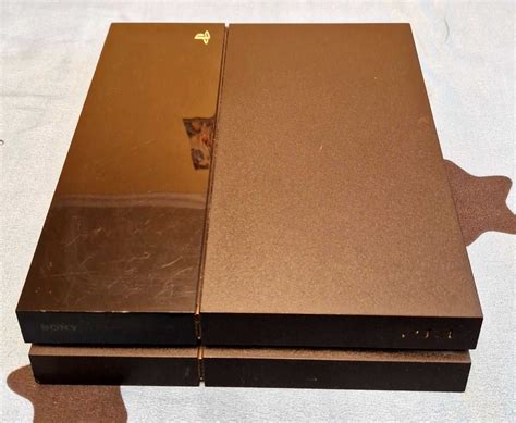 Sony PlayStation 4 з двома гейпадами: 4 500 грн. - Приставки Київ на Olx