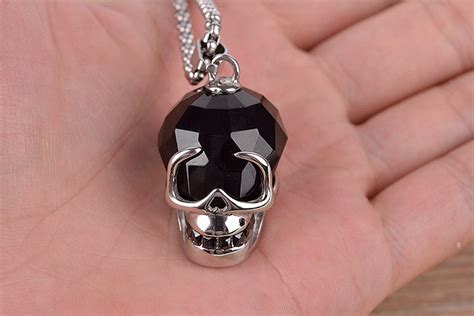 Купити Кулон чоловічий "ЧеРЕП" у стилі Swarovski, сталь, ціна 689 ...