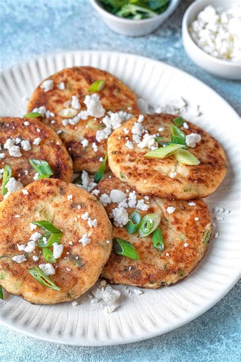 The Ultimate Thanksgiving Meal Plan: Appetizers, Cocktails, Main