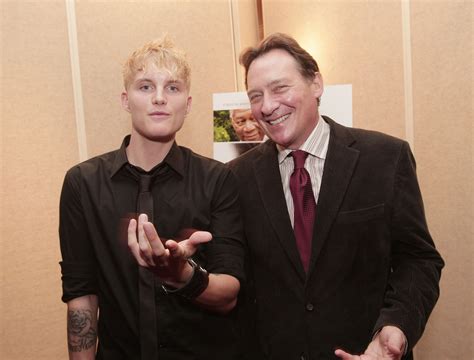 Toby Hemingway Net Worth - Wiki, Age, Weight and Height, Relationships