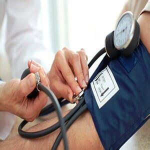 menggunakan tensimeter  bagaimana merawatnya syaf unica indonesia