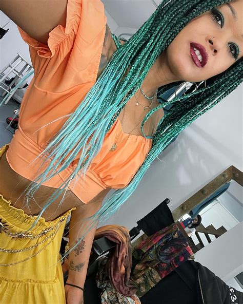 queenmfnd - Explicit porn content for fans