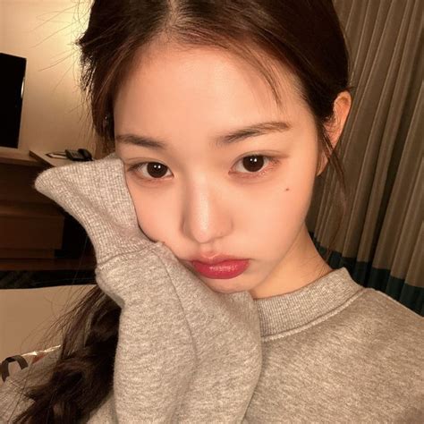 ﾟ🐚 • 𓍯 | 셀카 포즈, 얼굴, 메이크업 아이디어