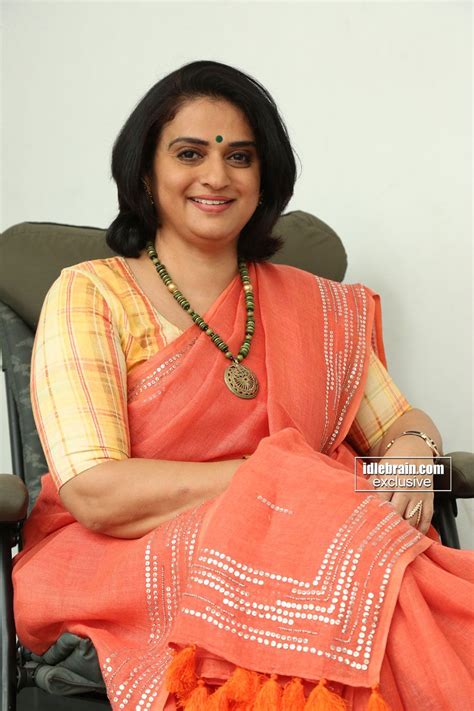 pavitra lokesh photo gallery telugu cinema actress pavitra lokesh