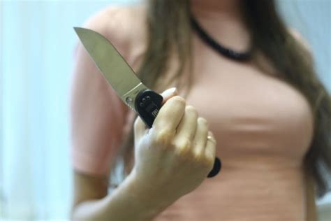 Млади жени раниха с нож момче в Панагюрище
