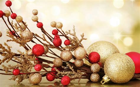 25 Beautiful Red And Gold Christmas Decor Ideas – Available Ideas