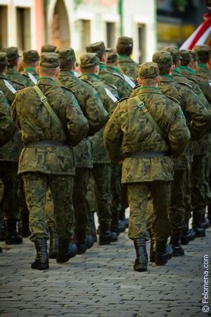 Сонник Военкомат 😴 приснился, к чему снится Военкомат во сне видеть?