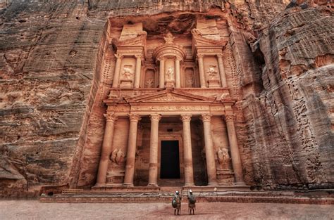 Едно от чудесата на света - град Петра, Йордания | highviewart.com