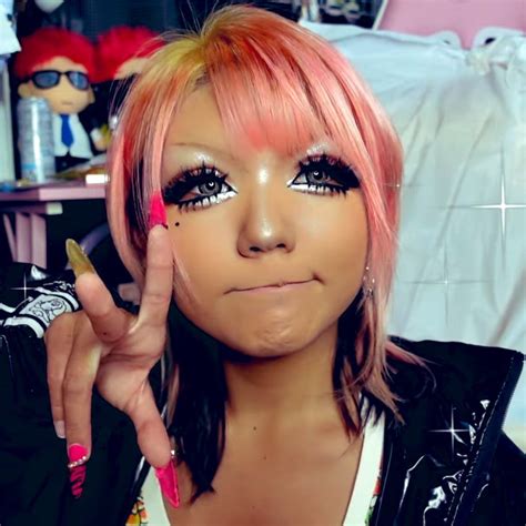 pin  maya  gyaru gyaru makeup hair styles gyaru hair