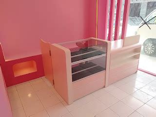 harga paket etalase display perhiasan  meja kasir furniture semarang