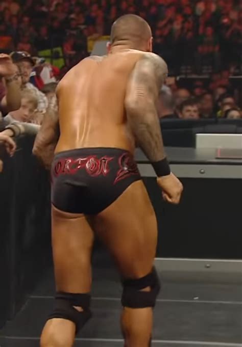 how to get a slim build like randy orton