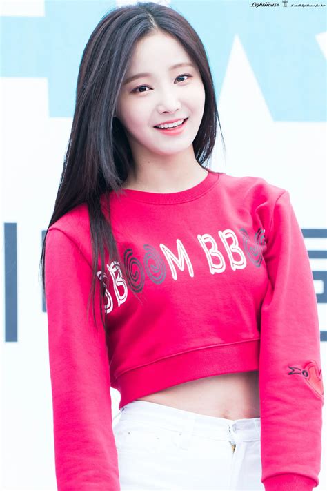 March 18, 2018 MOMOLAND Yeonwoo | Kpopping