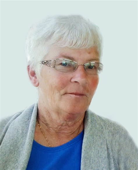 Obituary and Memorial Service for Patricia Patti McCall 2