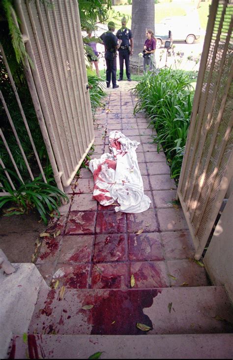 crime scene photos from nicole brown simpson 14
