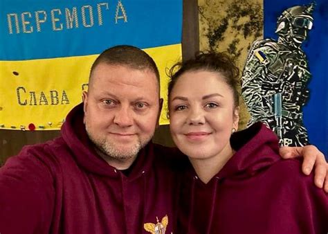 Залужный показал праздничное фото с женой - Korrespondent.net