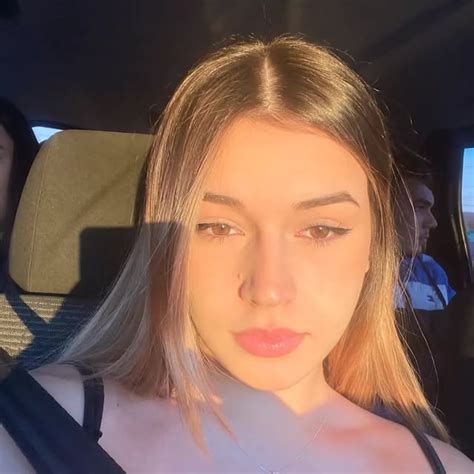 𝒗𝒊𝒕𝒐𝒓𝒊𝒂 𝒈𝒐𝒎𝒆𝒔 (@_vvgomes) • Threads, Say more