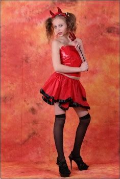 TeenModeling.TV teenmodeling.tv / TMTV - Violette - Little Devil ...