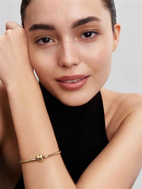 Create Your Own Custom Charm Bracelet | Pandora US