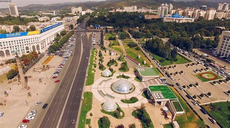 Акимат Алматы. Новая площадь (Фотографии)