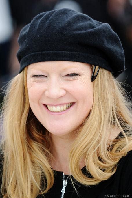 Andrea Arnold Images - Andrea Arnold Actresses Photo - Celebs101.com