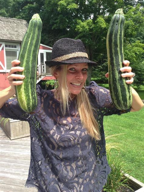 TW Pornstars - Sheri Moon Zombie. Twitter. Now that’s BIG!!! :P