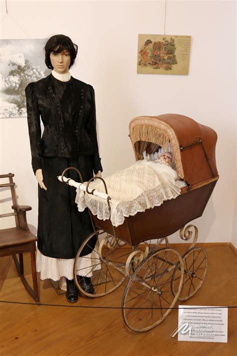 Kočárky pro děti i panenky | Muzeum regionu Valašsko
