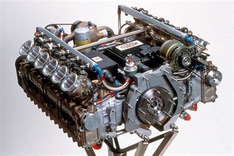 V12-Motoren: Die Besten, Lautesten und Peinlichsten / Formel 1 ...