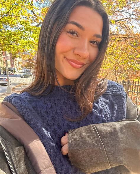 Kayla Renee (@kaylaa.renee) • Instagram photos and videos