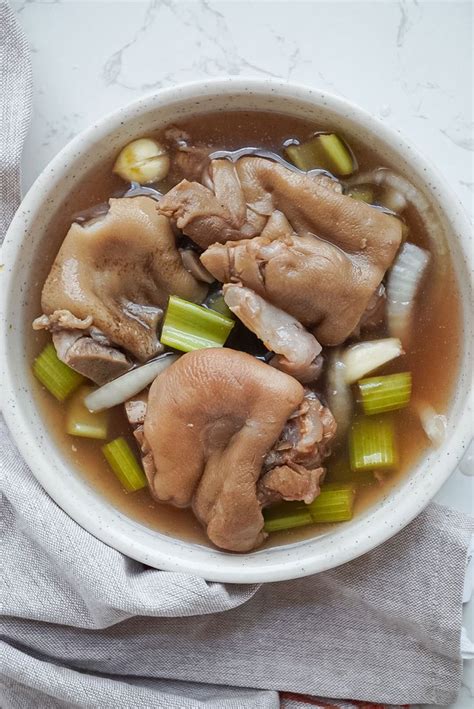 Pickled Pigs Feet | Recipe | Pig feet, Pig feet recipe, Pickled pigs ...