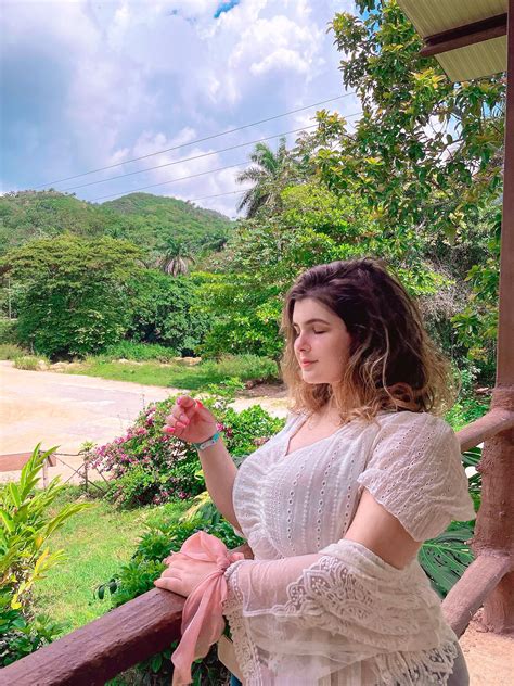 TW Pornstars - Marie Bunny 🐰. Twitter. Wish you be here 🌷 Feel the